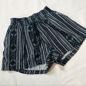 Bebop Linen Shorts